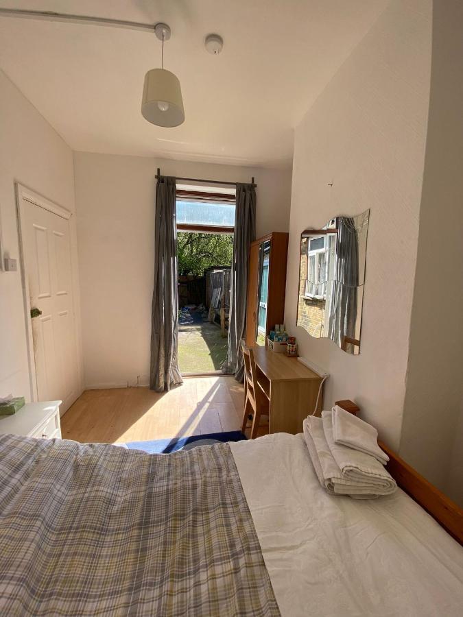 Homestay Near Tottenham Hotspur Stadium Λονδίνο Εξωτερικό φωτογραφία