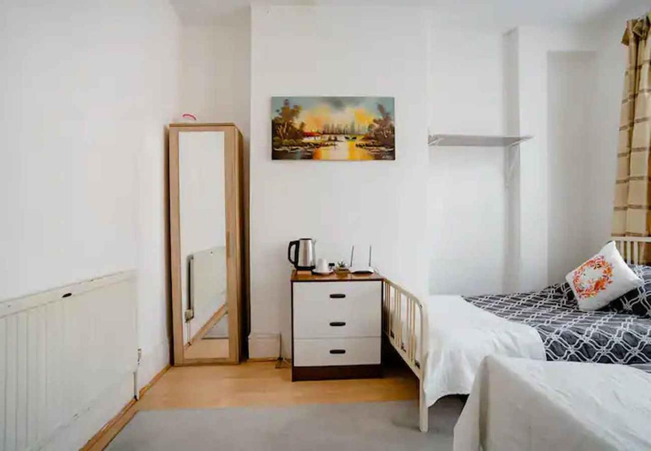Homestay Near Tottenham Hotspur Stadium Λονδίνο Εξωτερικό φωτογραφία