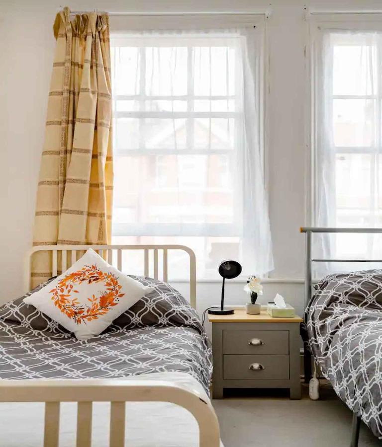 Homestay Near Tottenham Hotspur Stadium Λονδίνο Εξωτερικό φωτογραφία