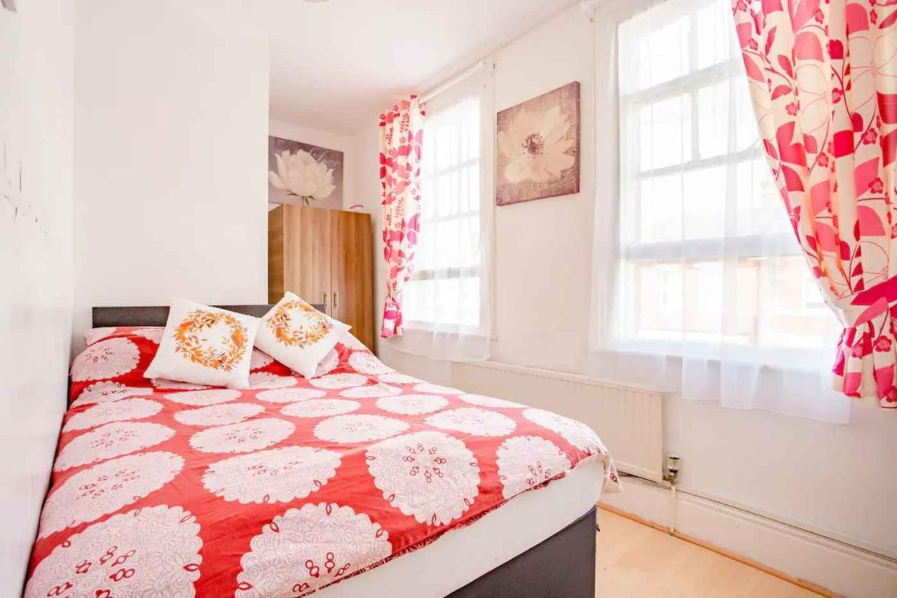 Homestay Near Tottenham Hotspur Stadium Λονδίνο Εξωτερικό φωτογραφία